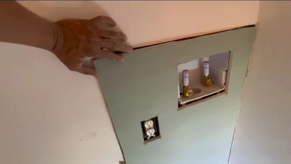 Reliable emergency plumbing experts serving Jacksonville, FL - New Look USA