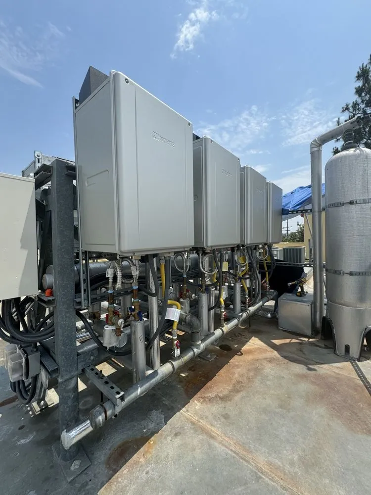 Emergency leak detection in San Fernando Valley, CA by New Power Contracting For Building Mechanicals