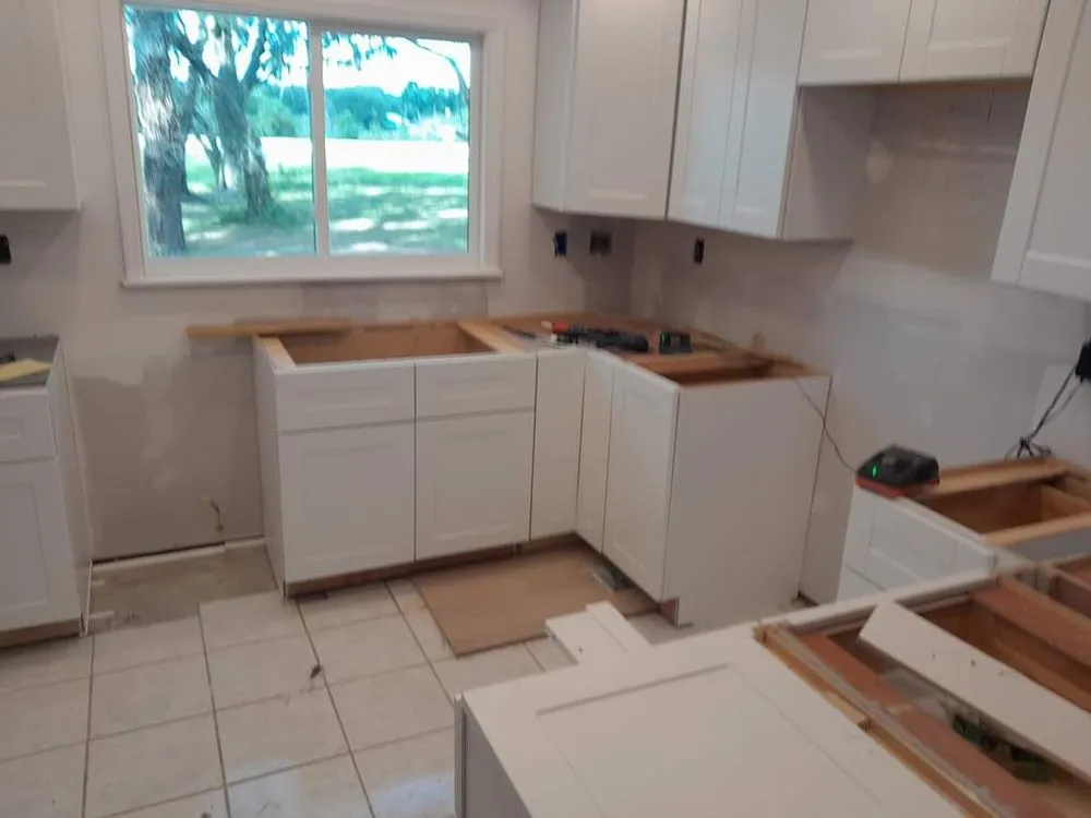 Slide of Newt Handyman