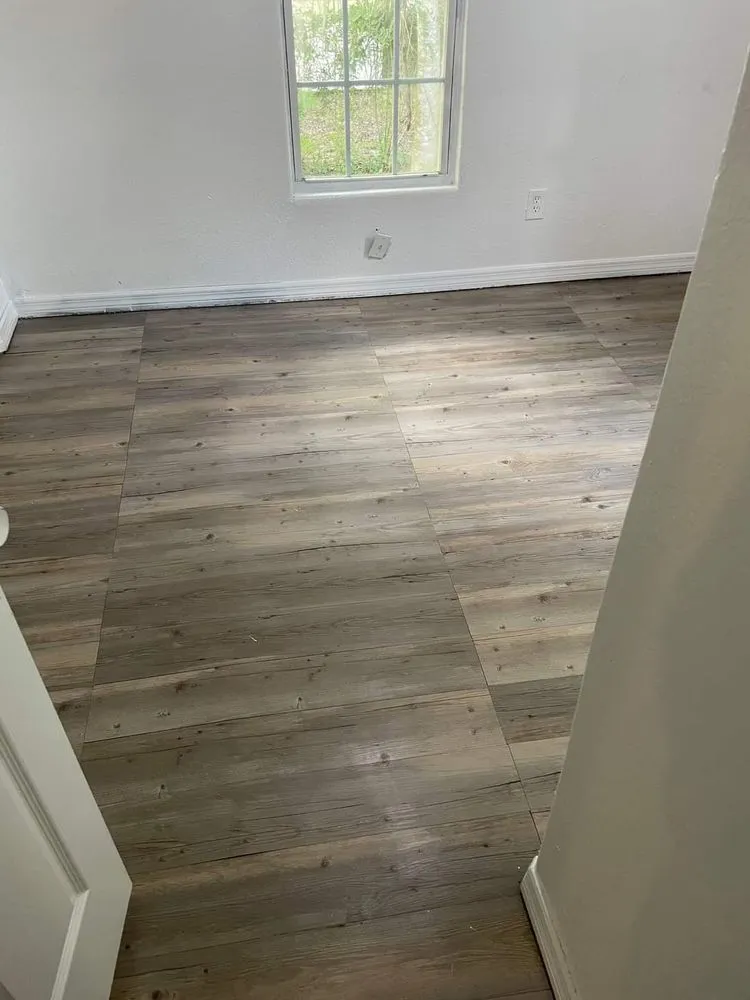 Slide of Newt Handyman