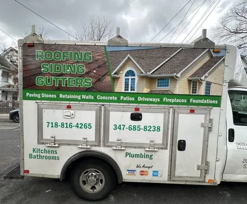 Nicolas Construction Logo