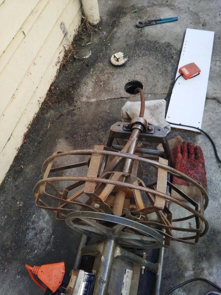 Expert leak detection service in Oakland, CA - Night & Weekend Plumber and Handyman Service