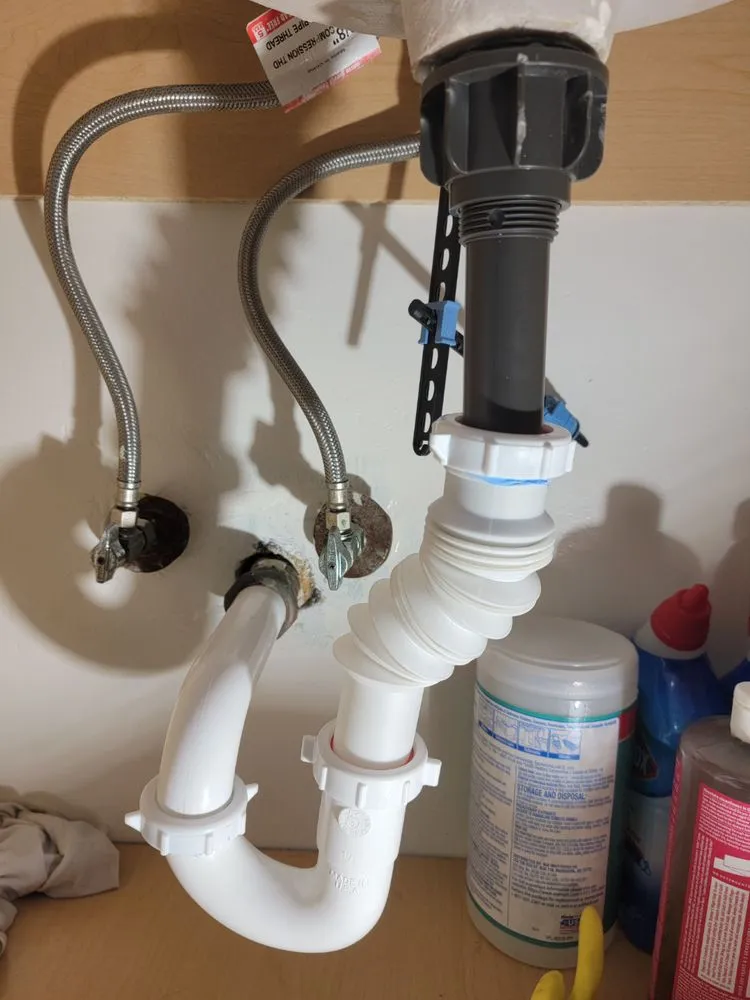 Slide of Night & Weekend Plumber and Handyman Service