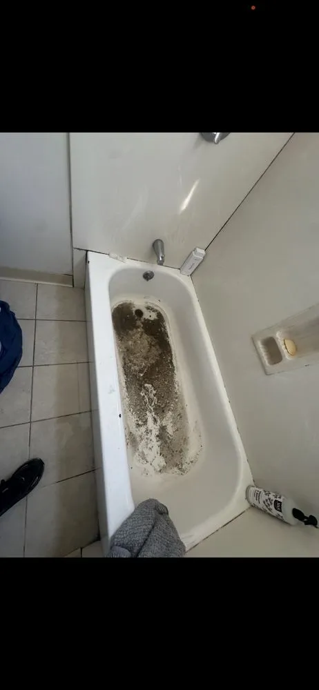 Slide of Night & Weekend Plumber and Handyman Service