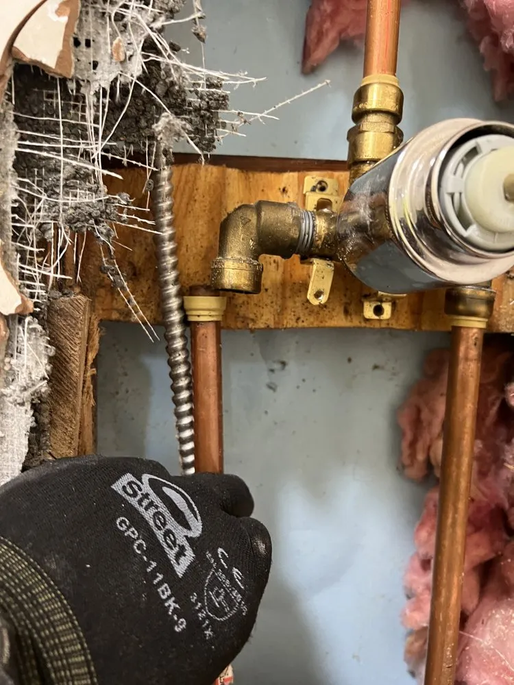 Slide of Niislora Plumbing