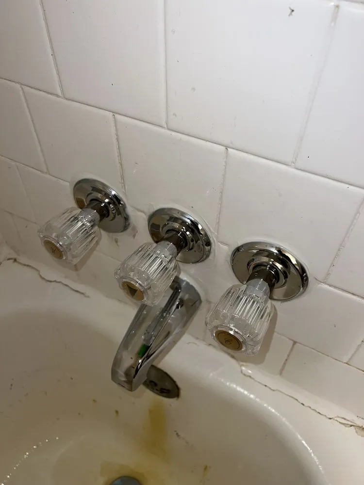 Slide of Niislora Plumbing