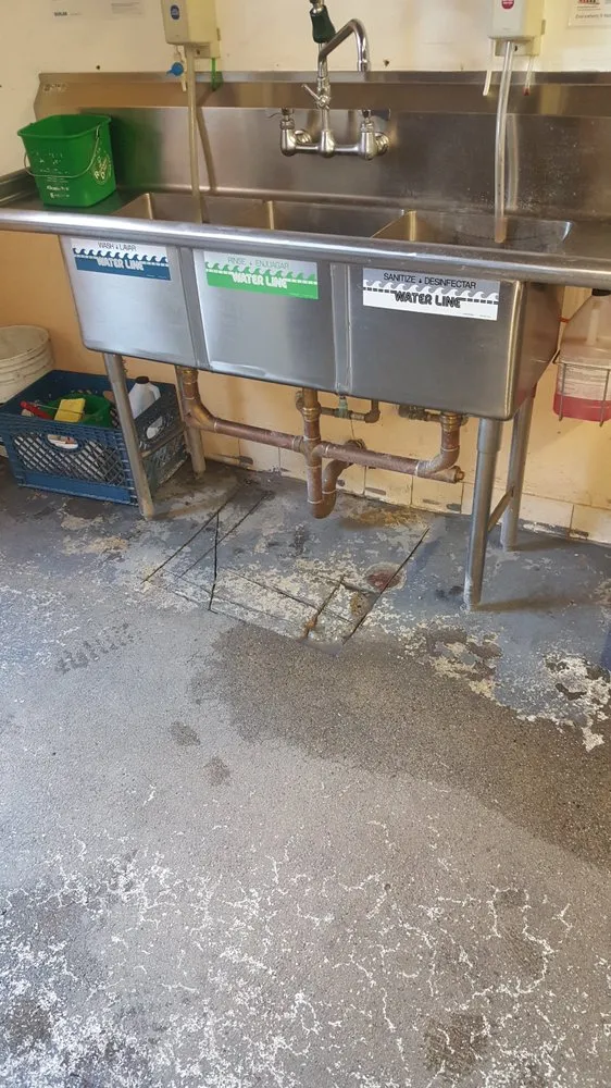 Affordable emergency plumbing for homes in Lawndale, CA by Niko’s Plumbing Zone