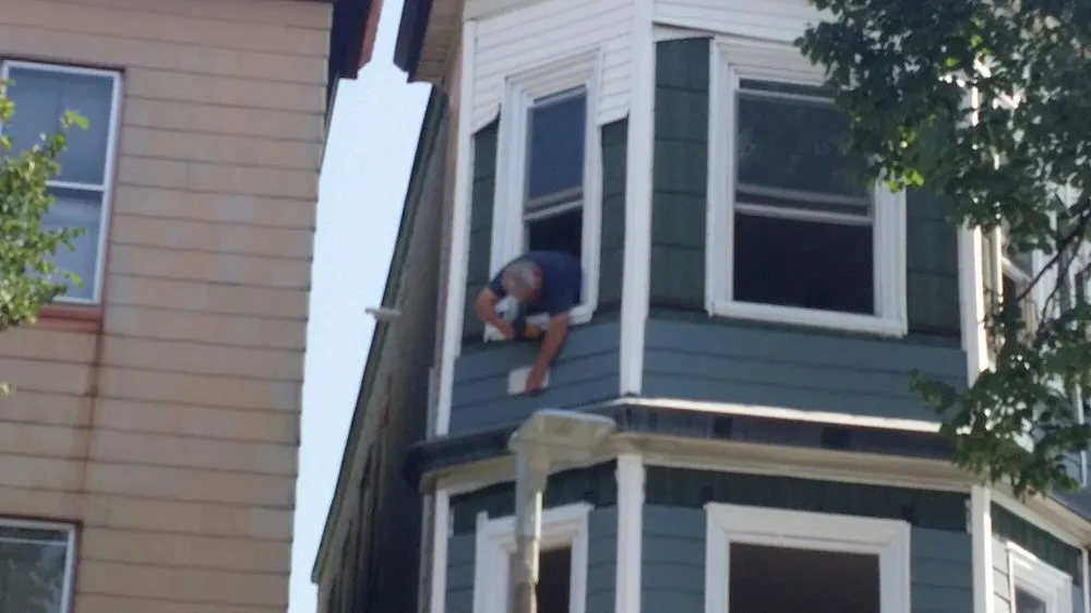 Slide of Nionakis Construction