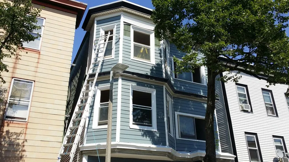 Slide of Nionakis Construction