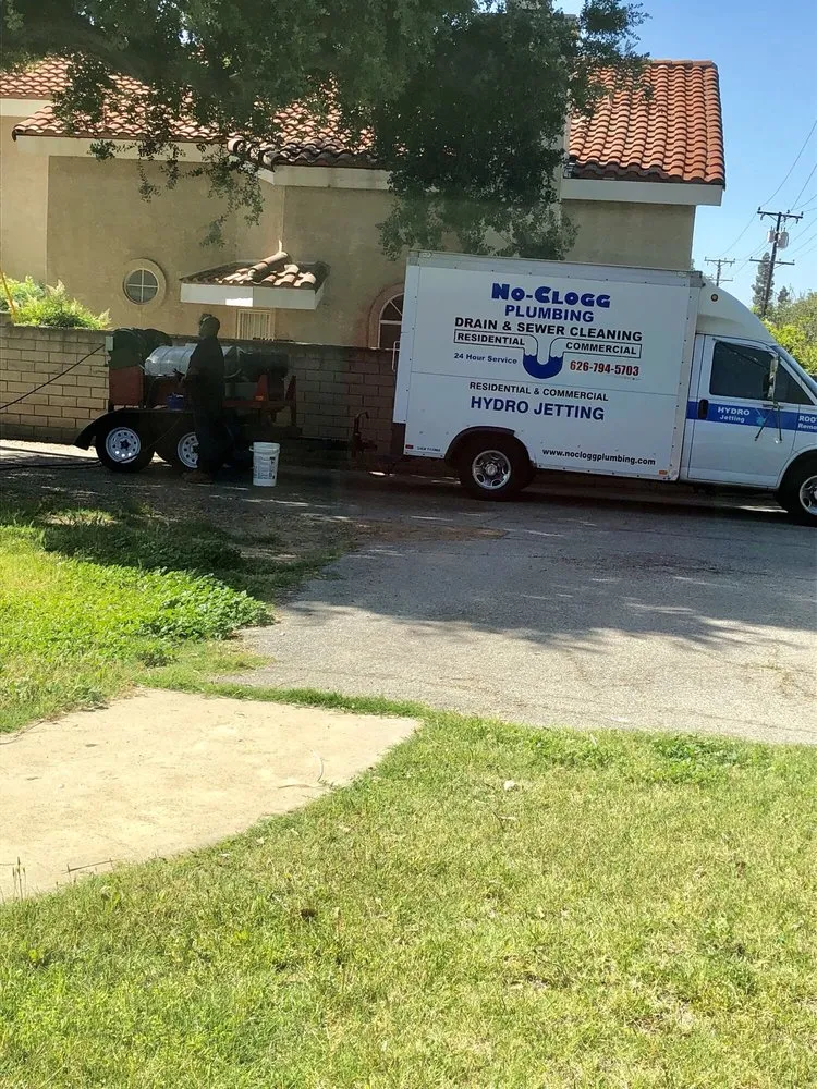 Slide of No Clogg Plumbing