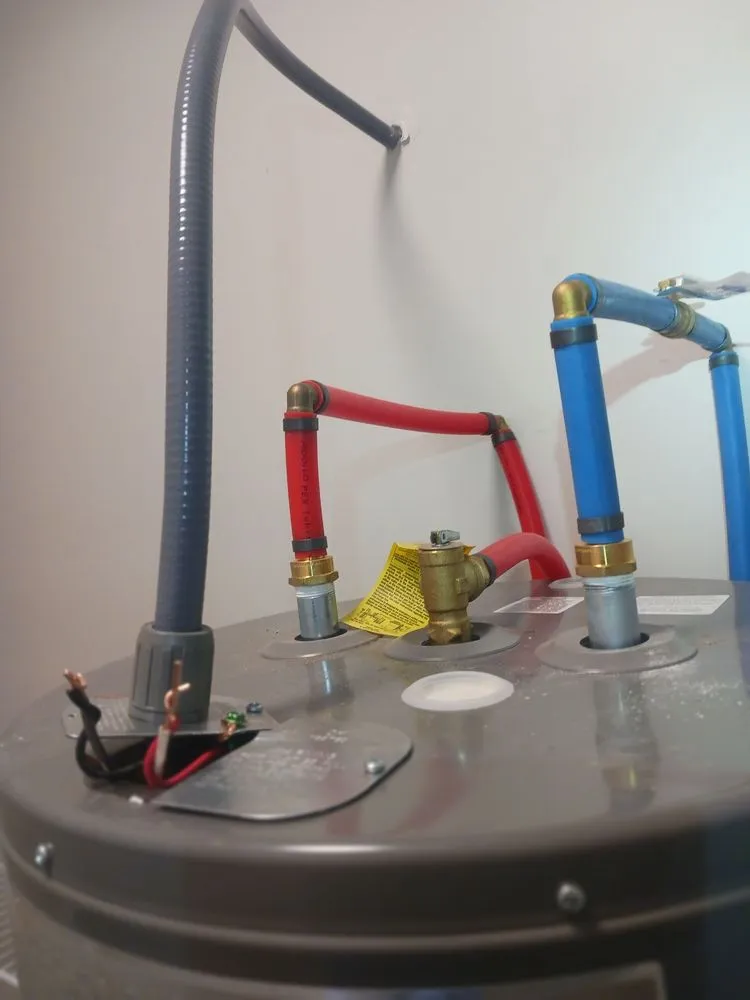 Slide of Noah's Plumb Handy Drain Cleaning