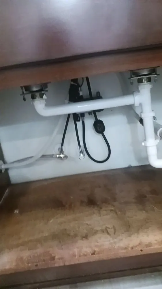 Affordable water heater service in Bainbridge, GA by Noah's Plumb Handy Drain Cleaning