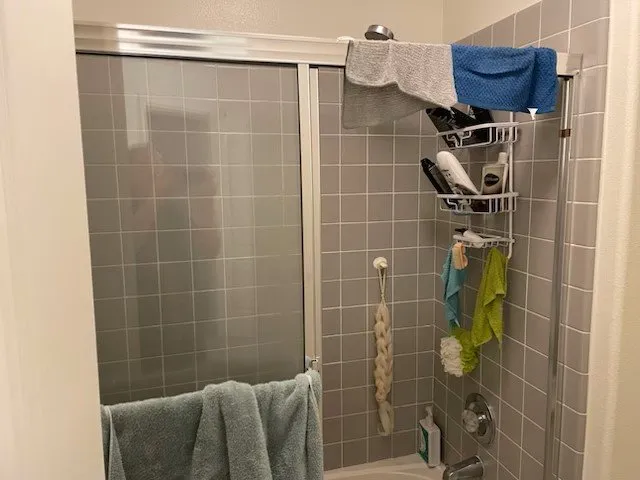 Slide of Northwest Handyman