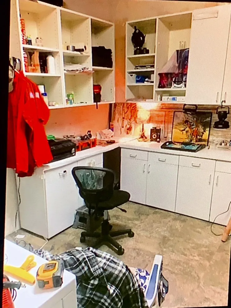 Slide of Notw Handyman Pro