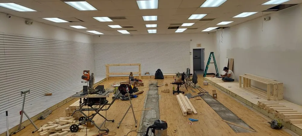 Slide of Nu and Pe Business Corp