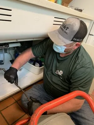 Oak Hill Plumbing Logo