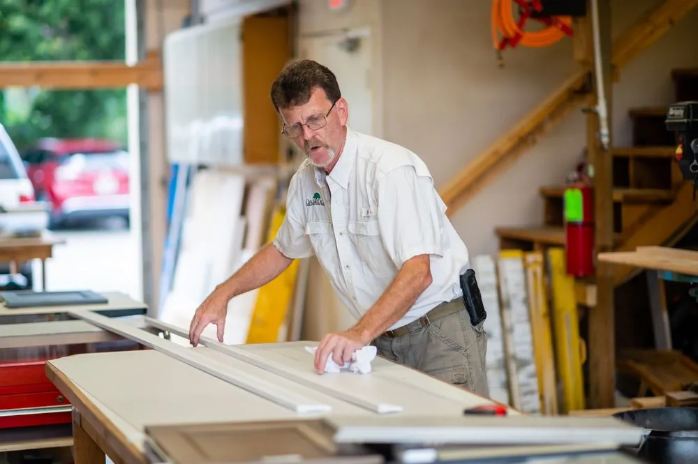 Slide of Oakridge Construction Professionals