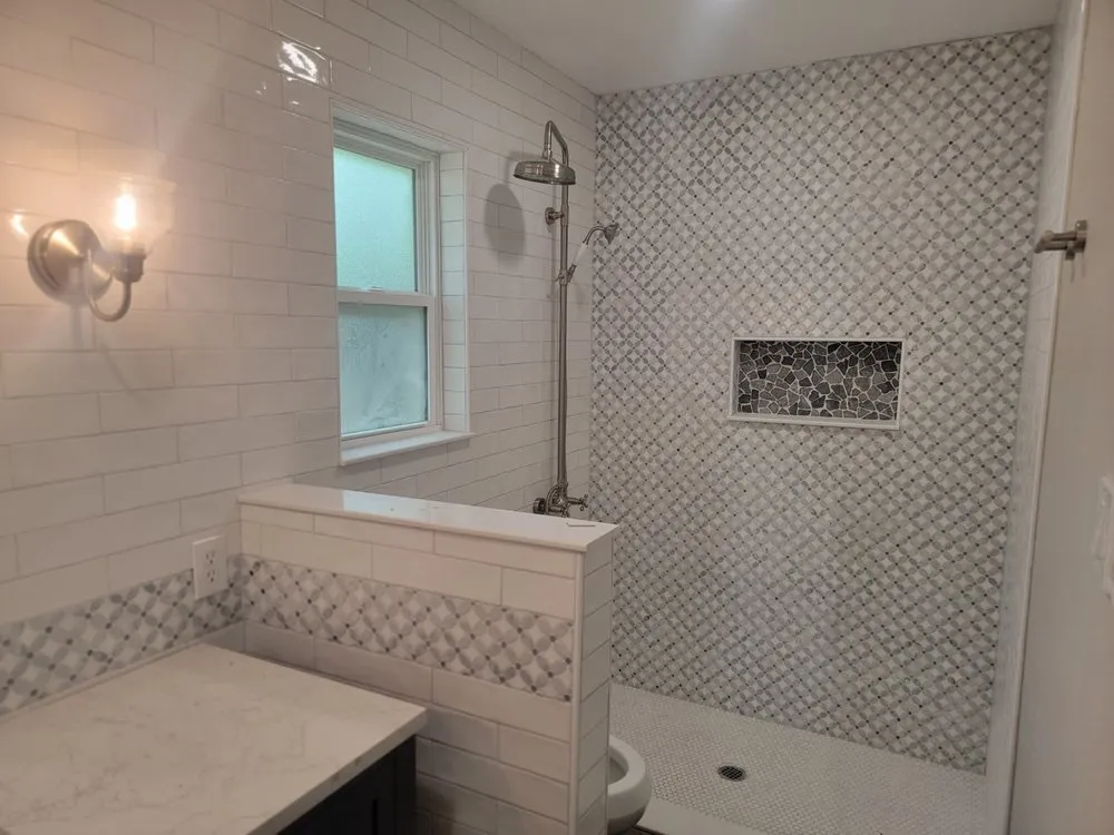 Slide of Oaks Construction and Remodeling