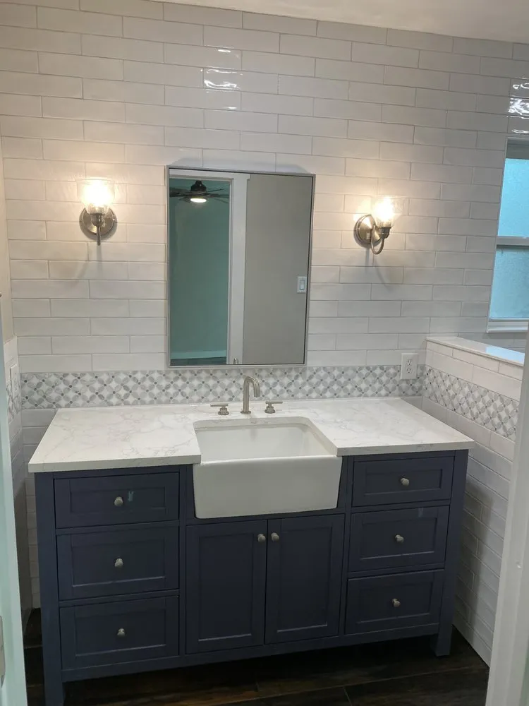 Slide of Oaks Construction and Remodeling