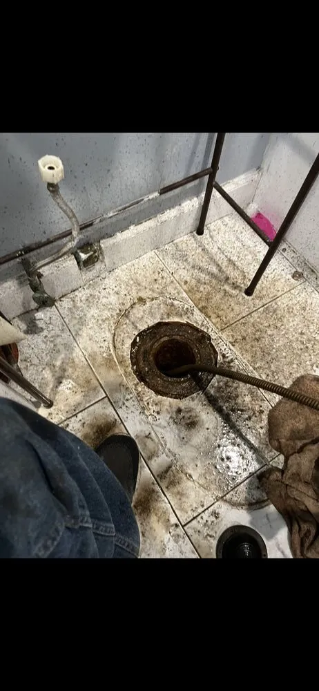 Slide of OC5 Handyman & Plumbing