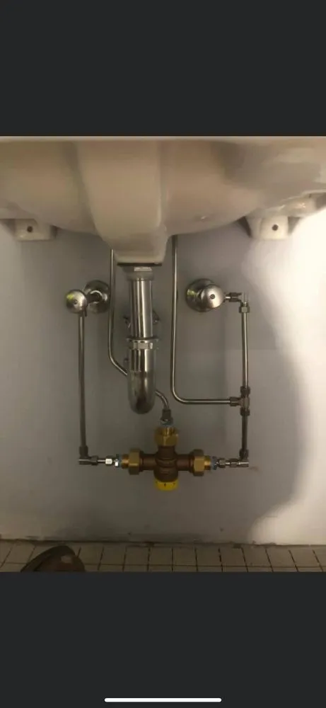 Expert emergency plumbing for homes in Smoaks, SC by Olde South Plumbing