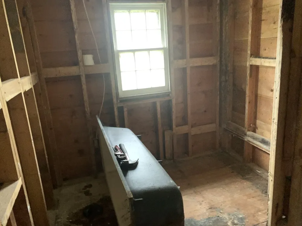 Emergency pipe repair in Cedar Rapids, IA by Ole Geezers Handyman Service