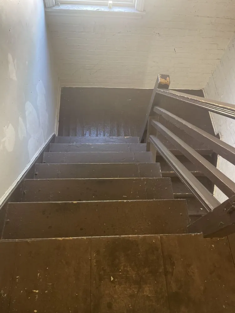 Slide of Ollie's Odd Jobs