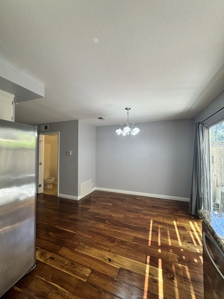 Slide of Olmos Handyman Services