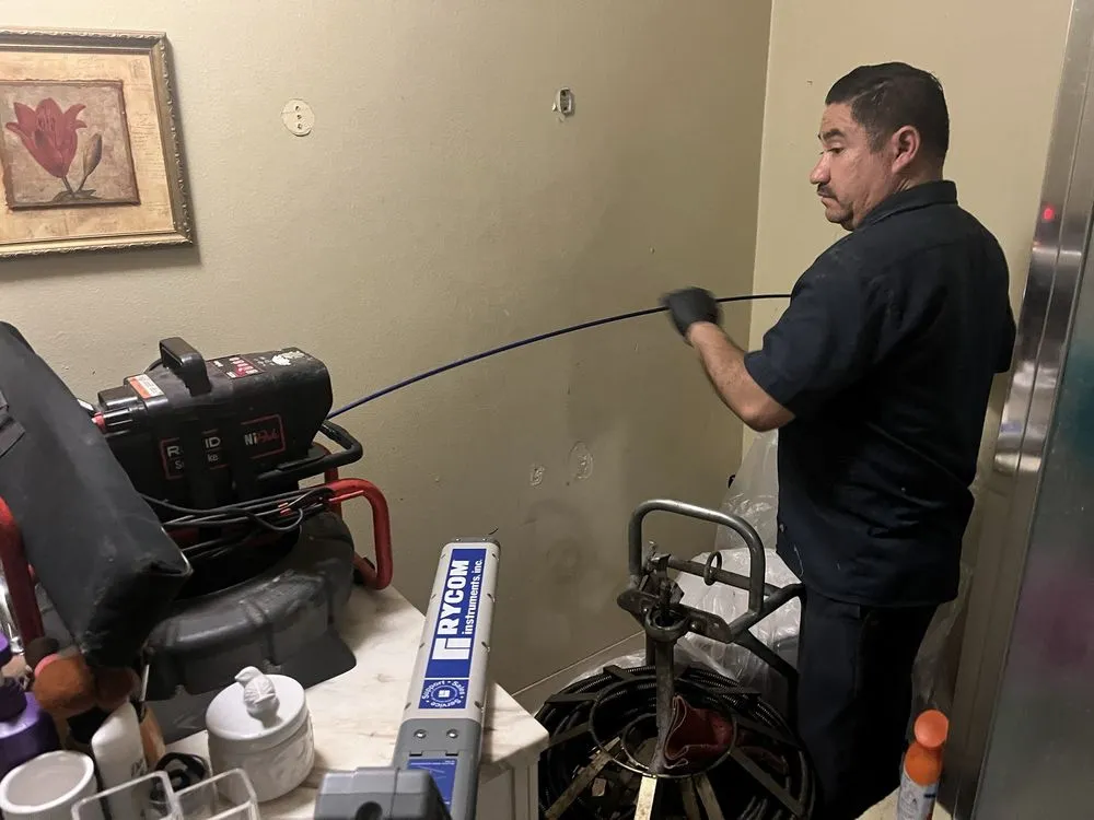 Trusted pipe repair service in Long Beach, CA - Omar's Plumbing & Rooter Gas leak repair