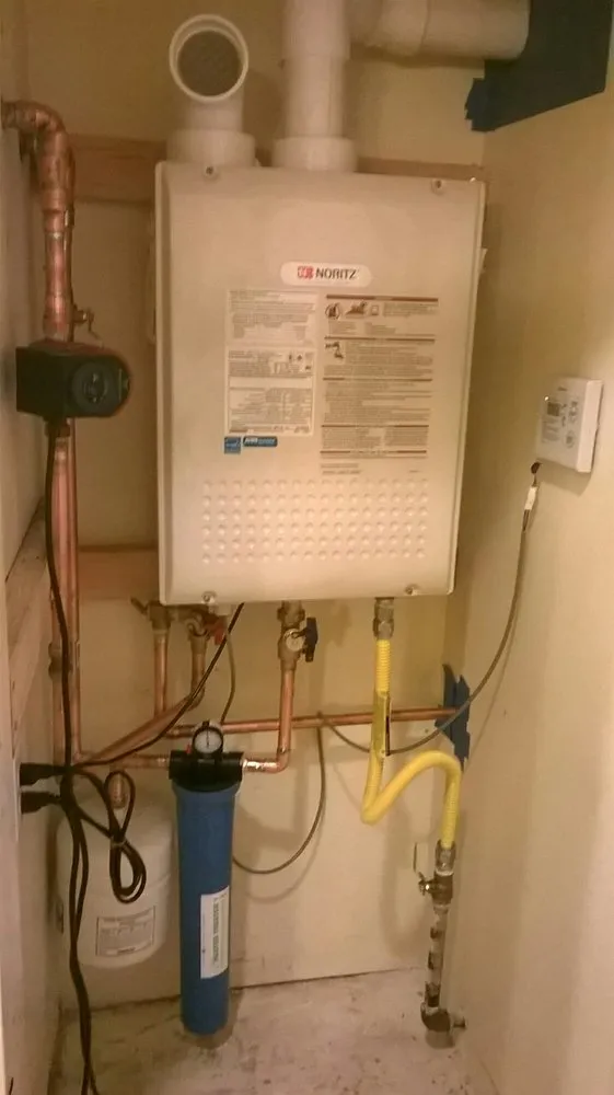 Emergency pipe repair in Los Angeles, CA by Omega Plumbing & Rooter