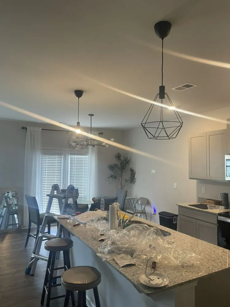 Slide of On Da Go Labor Services