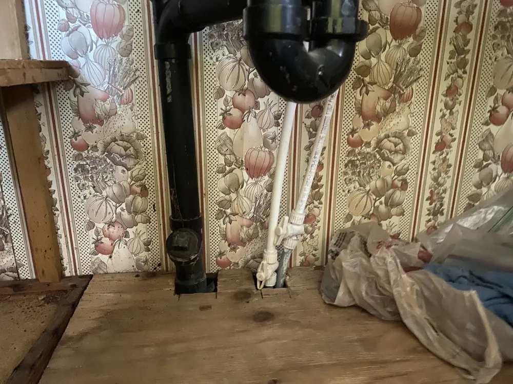 Slide of On The Run Plumbing