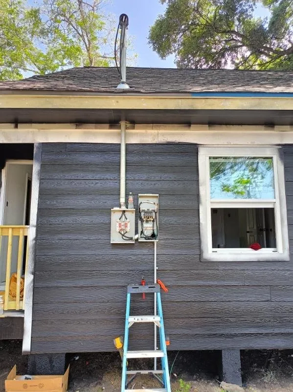 Expert pipe repair service in Santa Fe, TX - On The Way AC Plumbing & Electrical