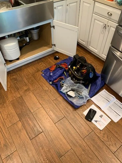 Slide of One Hat Plumbing