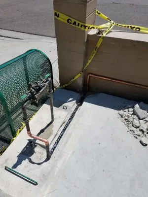 One Hat Plumbing Logo