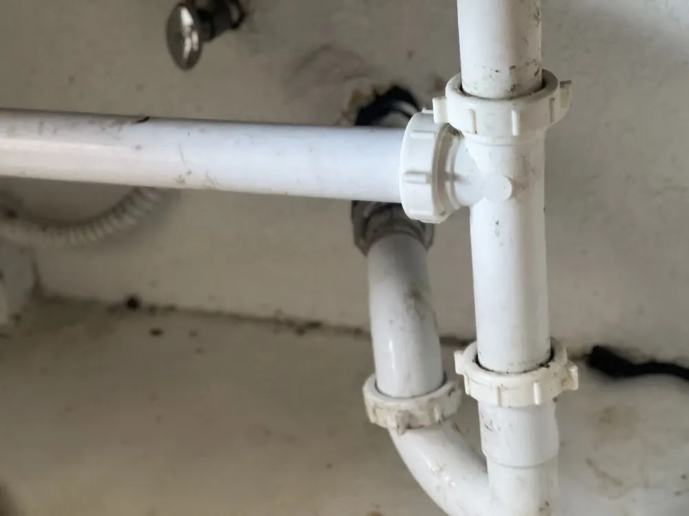 Slide of One Link Plumbing