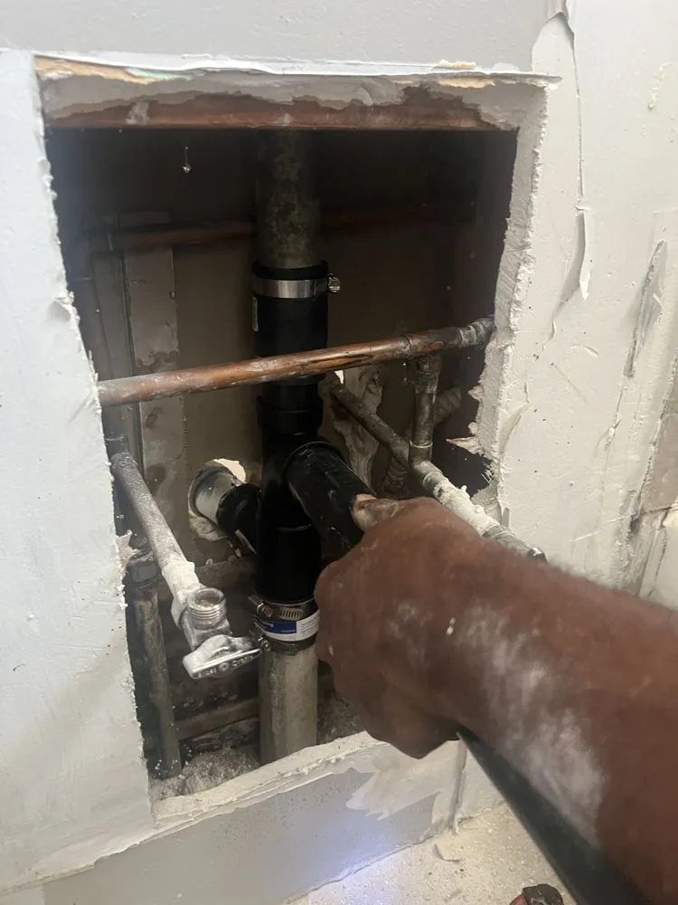 Slide of One Link Plumbing