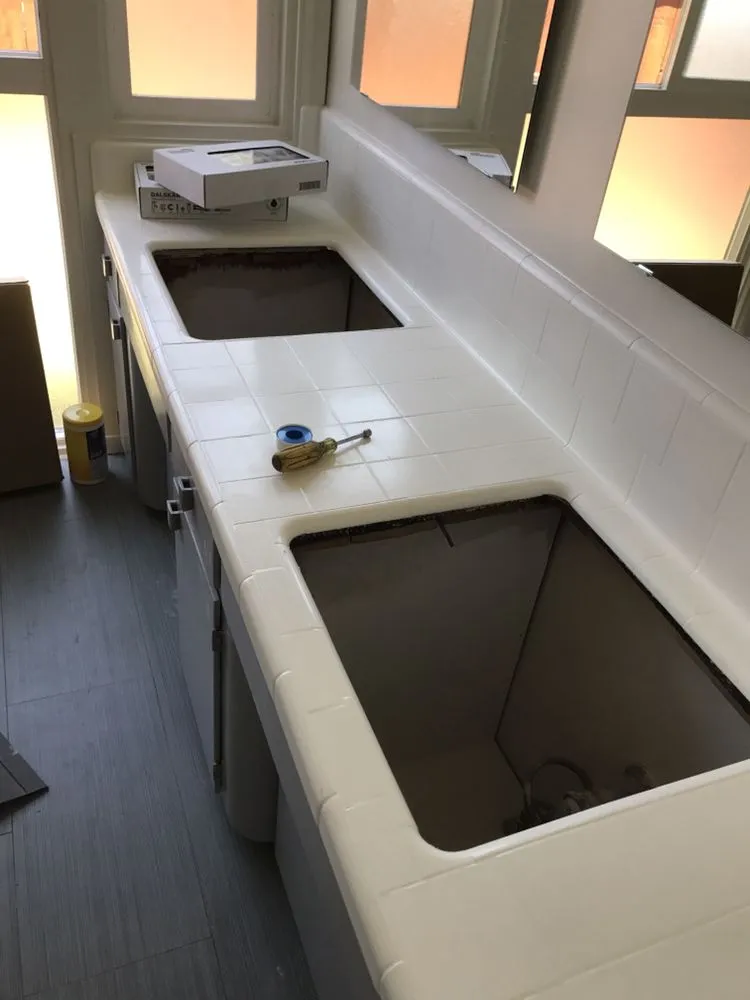 Reliable emergency plumbing experts serving Los Angeles, CA - One Touch Plumbing & Rooter