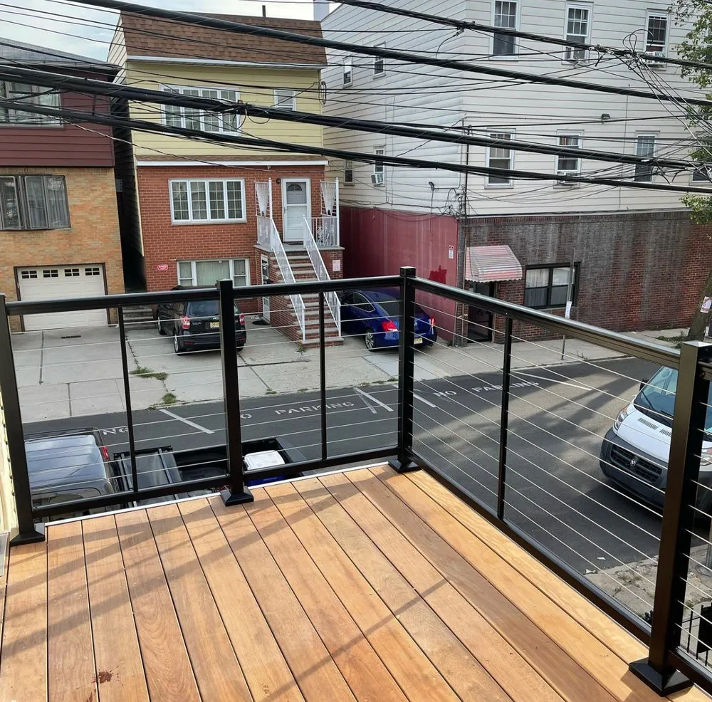 Slide of One Way Building Management