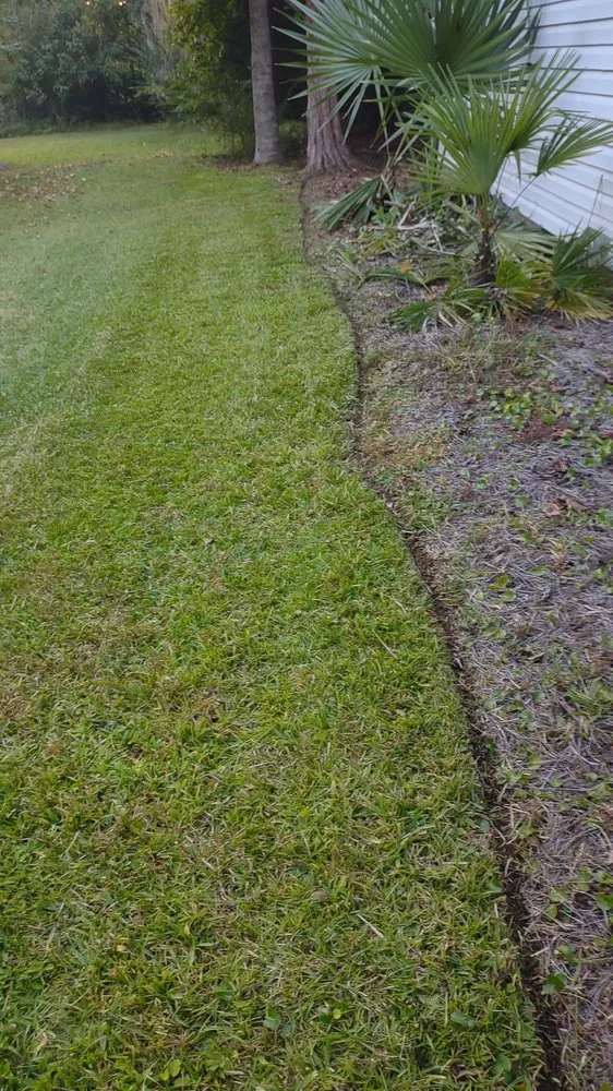 Slide of Orlando's Lawn Care Services