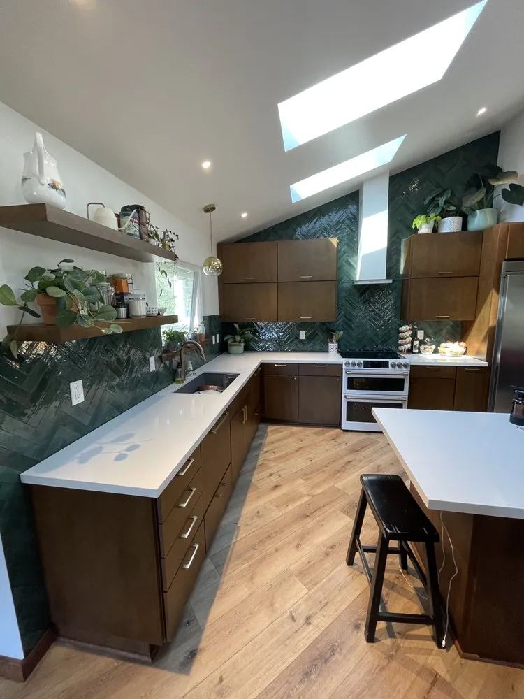 Slide of Oropeza Handyman Services