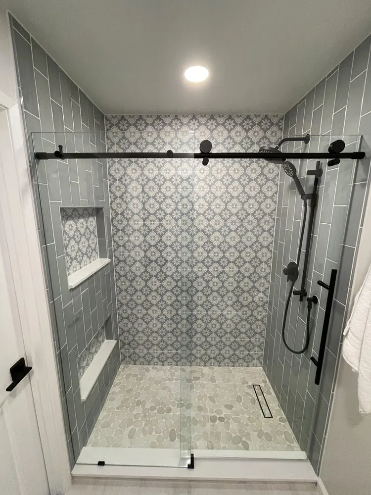 Slide of Oropeza Handyman Services