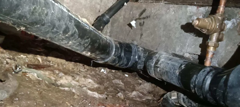 Slide of Ortiz Specialty Sewers