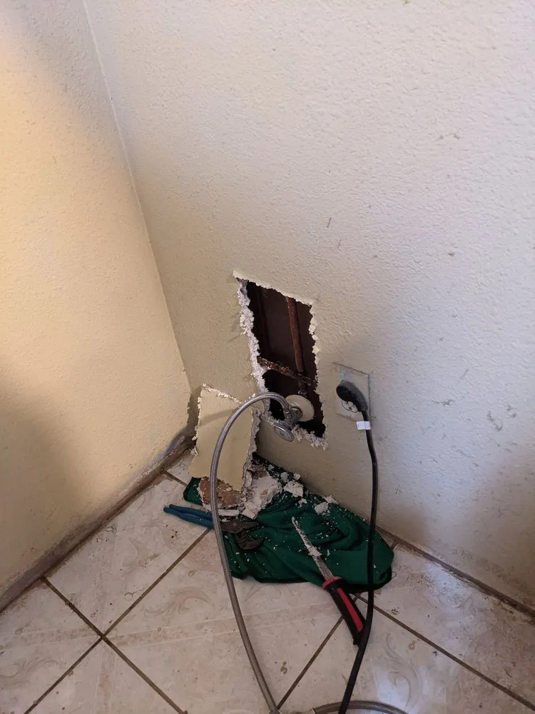 Slide of Oscar Plumber Service