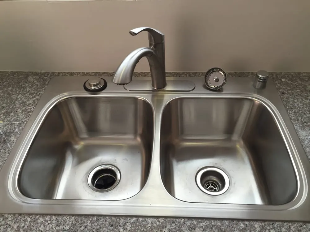 Professional plumbing repair in Van Nuys, CA by Oscar's Plumbing & Rooter Service