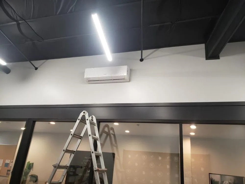 Slide of Oswaldo Gómez