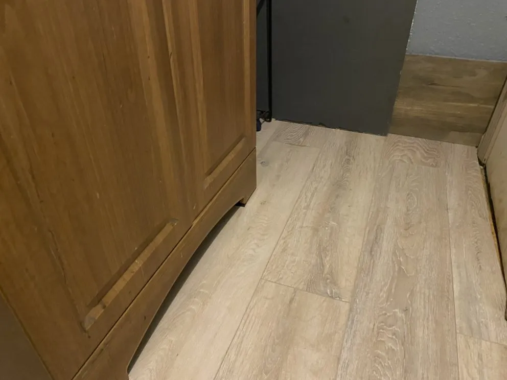 Slide of Overly Handy