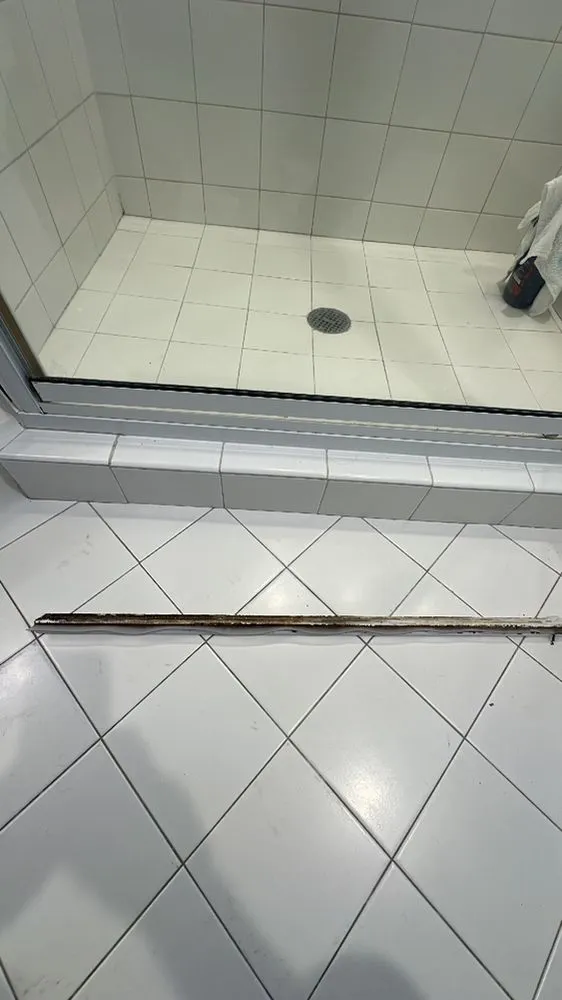 Slide of Overly Handy