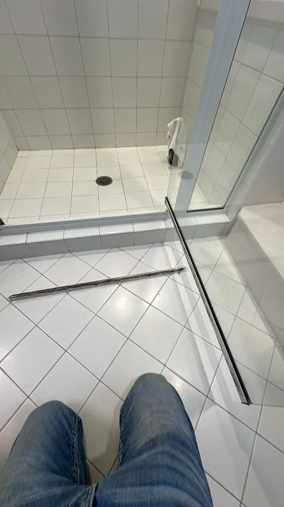 Slide of Overly Handy