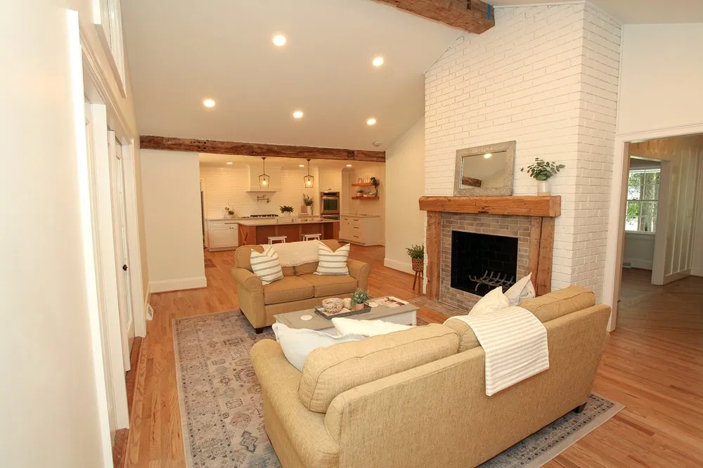 Slide of Owners Choice Construction